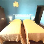Castello Miramare מלון 3*