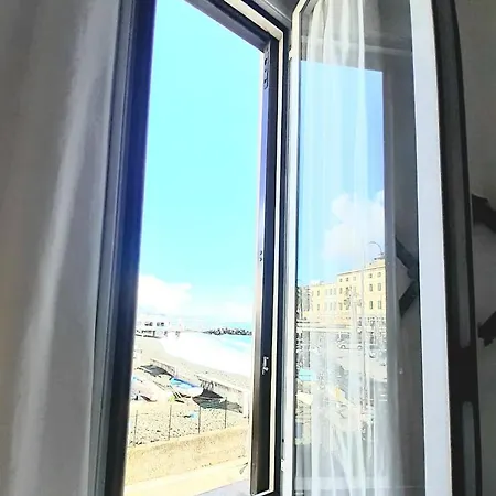 Castello Miramare 3* Genua