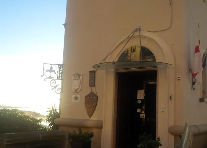 Castello Miramare Hotel 3*