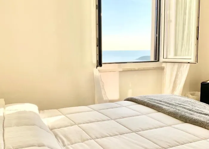 Castello Miramare 3*